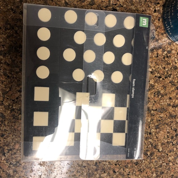 Three sets of foam stamps - Picture 12 of 15